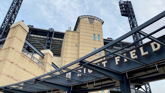 Final: Pirates 2, Cubs 1 taken at PNC Park (Live coverage)